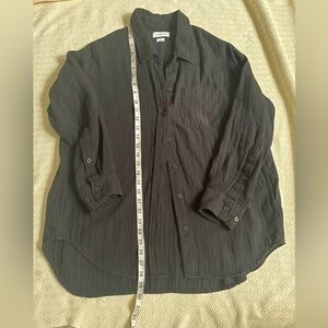 Aritzia Little Moon Relaxed Shirt (organic cotton button-up)